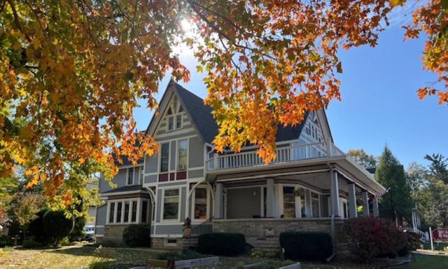 Astor House Bed & Breakfast Green Bay Exterior photo